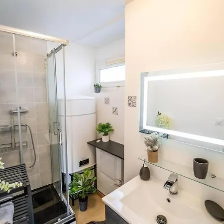 Vakantiehuis Maison Familiale Terrasse Jacuzzi Parking Sur Place Pres D'honfleur *